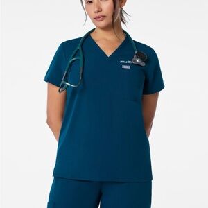 Figs Catarina One Scrub Top & Jogger SET